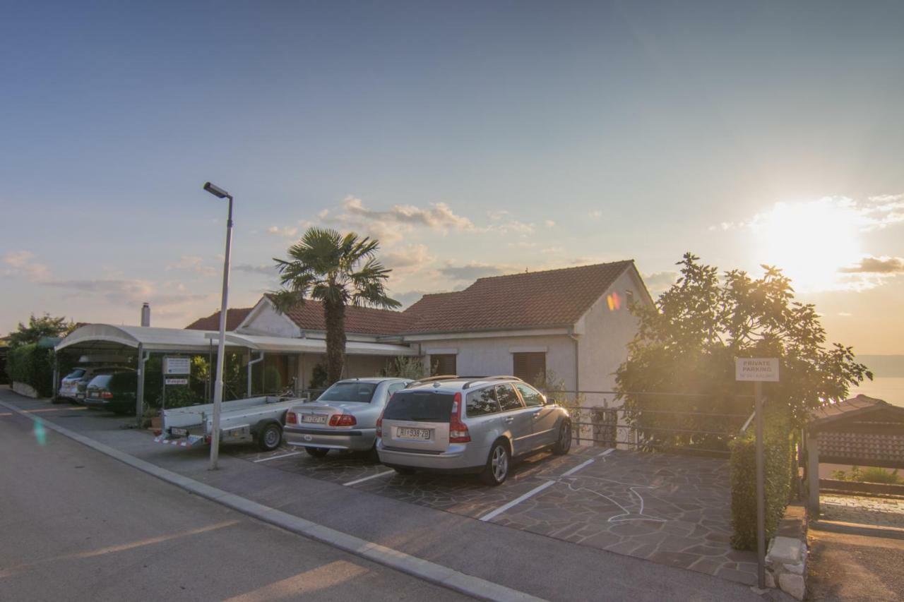 Apartmani Villa Kalinic Njivice Exterior foto